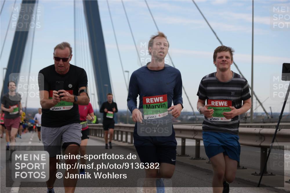 03.10.2025 - Köhlbrandbrückenlauf Jannik Wohlers http://msf.ph/oto/9136382 03.10.2025 15:24:36 Position 1 7345, 7494, 7560 meine-sportfotos.de