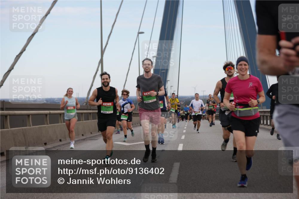 03.10.2025 - Köhlbrandbrückenlauf Jannik Wohlers http://msf.ph/oto/9136402 03.10.2025 15:24:37 Position 1 7721, 7673 meine-sportfotos.de