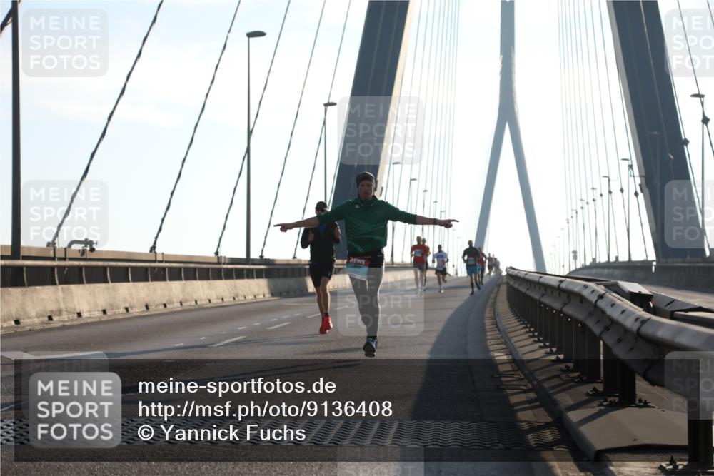 03.10.2025 - Köhlbrandbrückenlauf Yannick Fuchs http://msf.ph/oto/9136408 03.10.2025 08:20:10 Position 2  meine-sportfotos.de