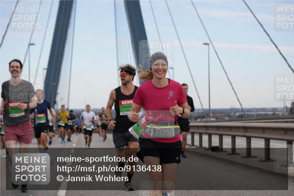 03.10.2025 - Köhlbrandbrückenlauf Jannik Wohlers http://msf.ph/oto/9136438 03.10.2025 15:24:38 Position 1 7721, 7873 meine-sportfotos.de