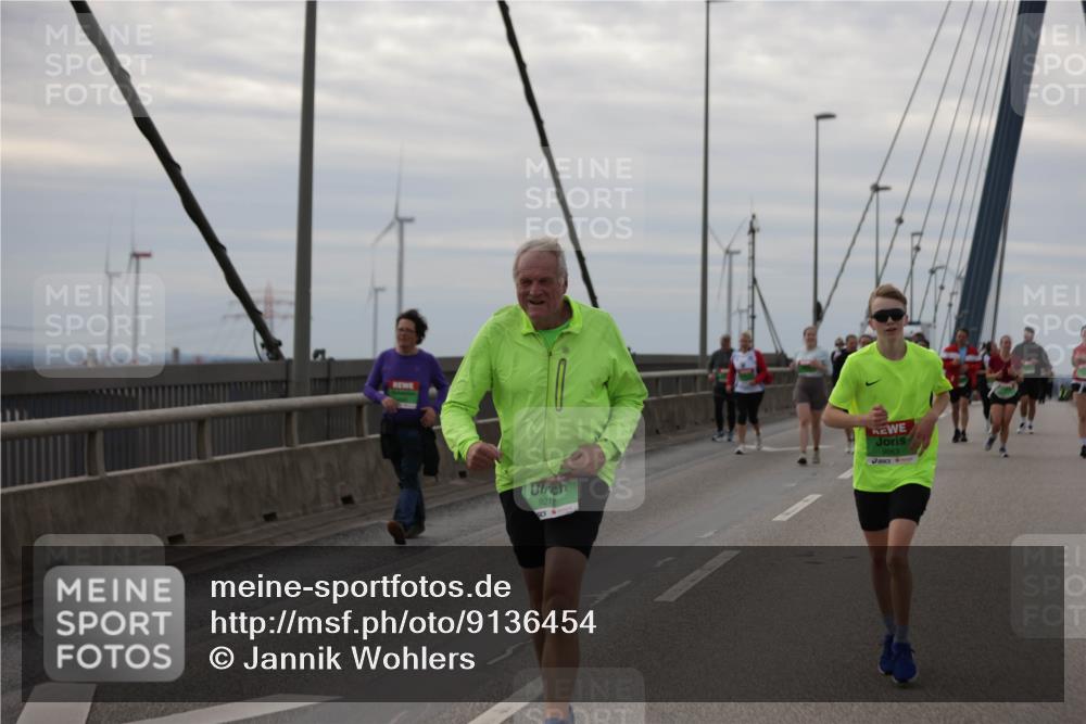 03.10.2025 - Köhlbrandbrückenlauf Jannik Wohlers http://msf.ph/oto/9136454 03.10.2025 16:07:02 Position 1 9212, 9083 meine-sportfotos.de