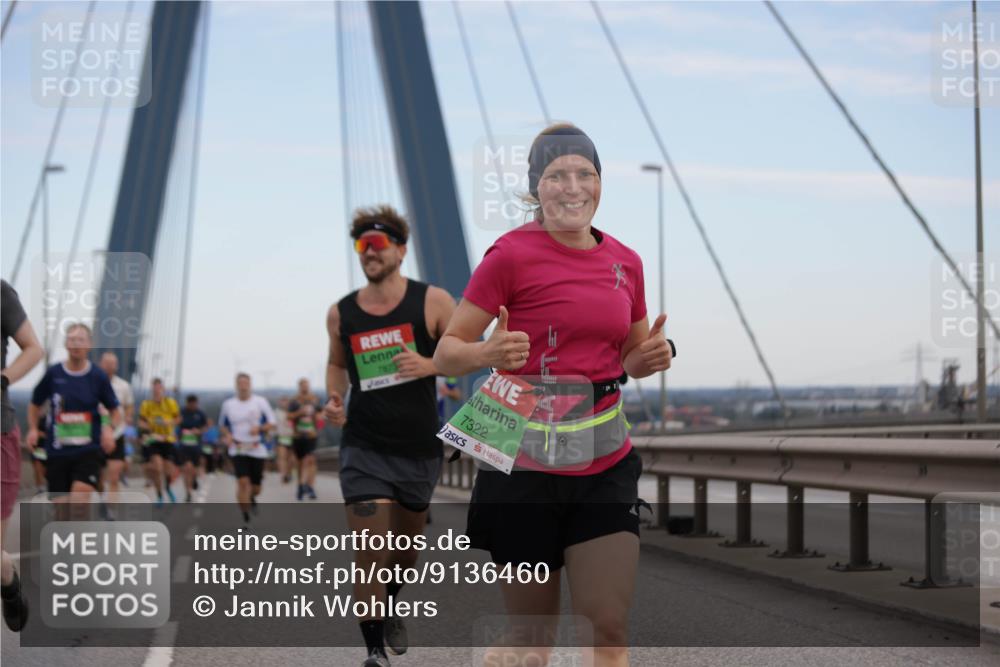03.10.2025 - Köhlbrandbrückenlauf Jannik Wohlers http://msf.ph/oto/9136460 03.10.2025 15:24:38 Position 1 7873, 7322 meine-sportfotos.de