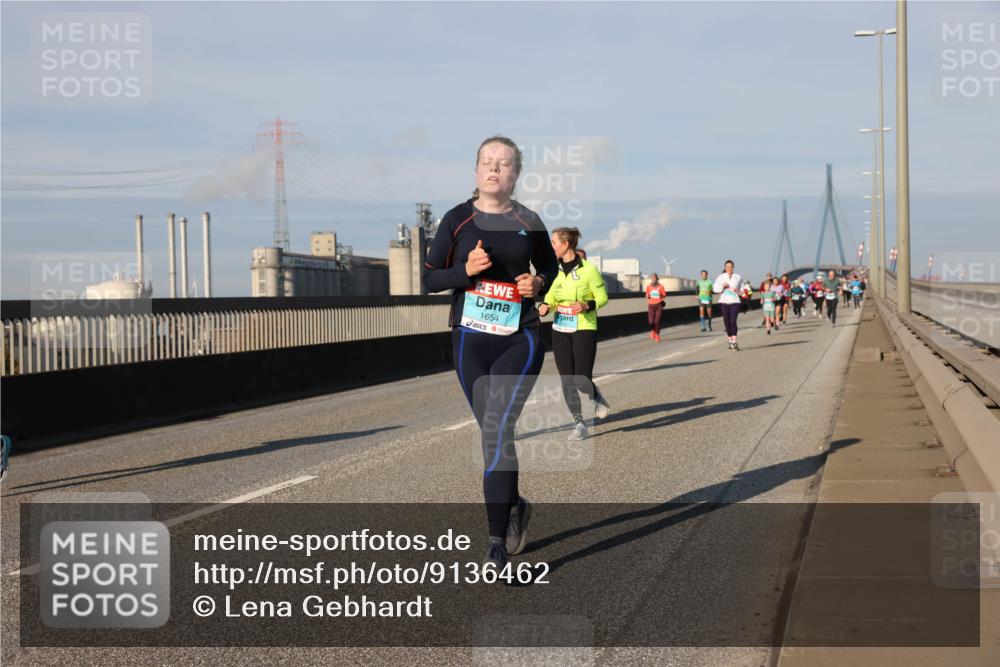 03.10.2025 - Köhlbrandbrückenlauf Lena Gebhardt http://msf.ph/oto/9136462 03.10.2025 09:54:20 Position 2 1654 meine-sportfotos.de