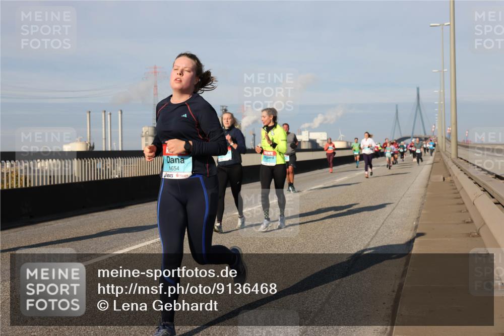 03.10.2025 - Köhlbrandbrückenlauf Lena Gebhardt http://msf.ph/oto/9136468 03.10.2025 09:54:21 Position 2 1654 meine-sportfotos.de