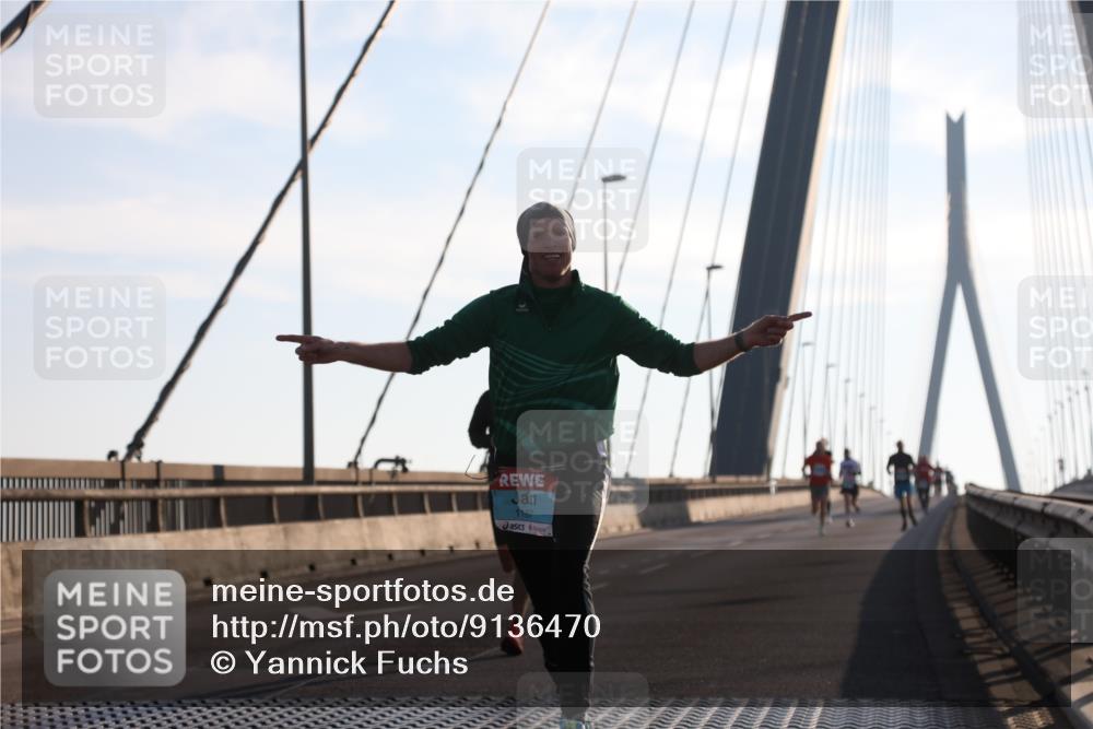 03.10.2025 - Köhlbrandbrückenlauf Yannick Fuchs http://msf.ph/oto/9136470 03.10.2025 08:20:12 Position 2 1187 meine-sportfotos.de