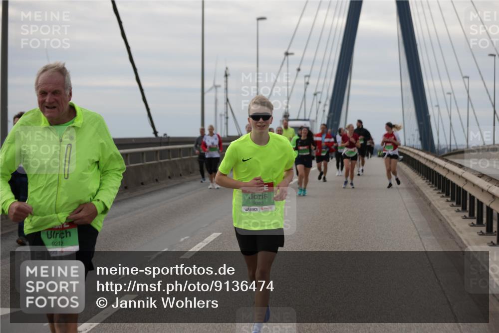 03.10.2025 - Köhlbrandbrückenlauf Jannik Wohlers http://msf.ph/oto/9136474 03.10.2025 16:07:03 Position 1 9212, 9083 meine-sportfotos.de