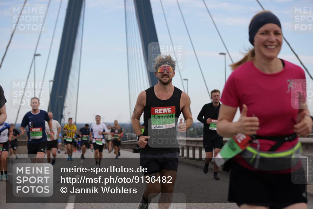 03.10.2025 - Köhlbrandbrückenlauf Jannik Wohlers http://msf.ph/oto/9136482 03.10.2025 15:24:39 Position 1 7873 meine-sportfotos.de