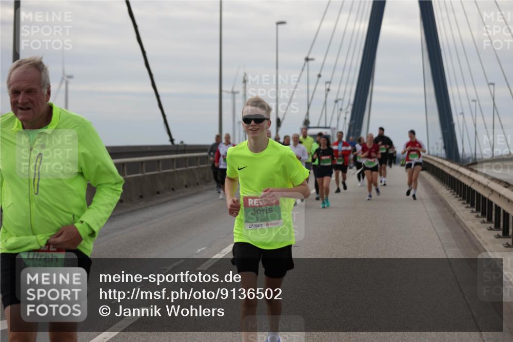 03.10.2025 - Köhlbrandbrückenlauf Jannik Wohlers http://msf.ph/oto/9136502 03.10.2025 16:07:03 Position 1 9212, 9083 meine-sportfotos.de