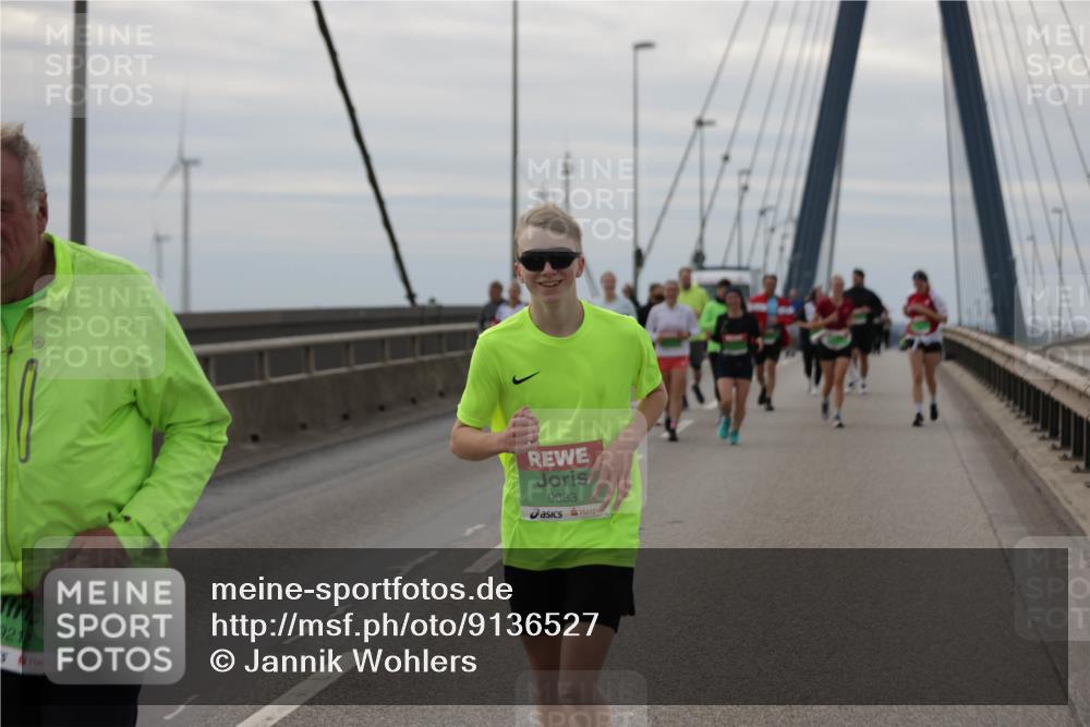 03.10.2025 - Köhlbrandbrückenlauf Jannik Wohlers http://msf.ph/oto/9136527 03.10.2025 16:07:03 Position 1 9212, 9083 meine-sportfotos.de