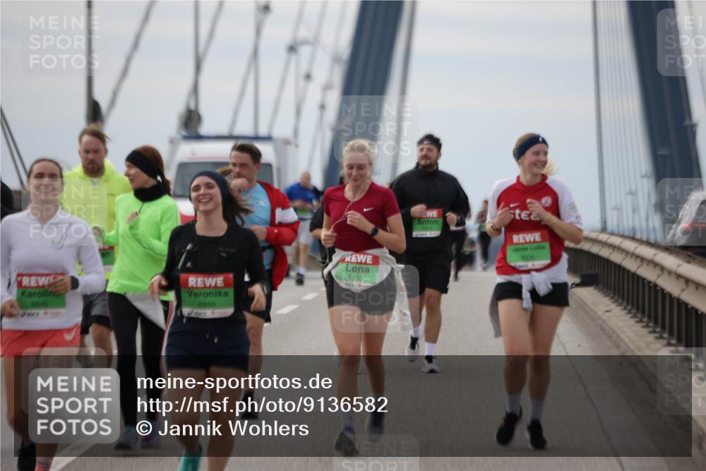 03.10.2025 - Köhlbrandbrückenlauf Jannik Wohlers http://msf.ph/oto/9136582 03.10.2025 16:07:06 Position 1 8849, 8850, 9336, 20, 9335 meine-sportfotos.de