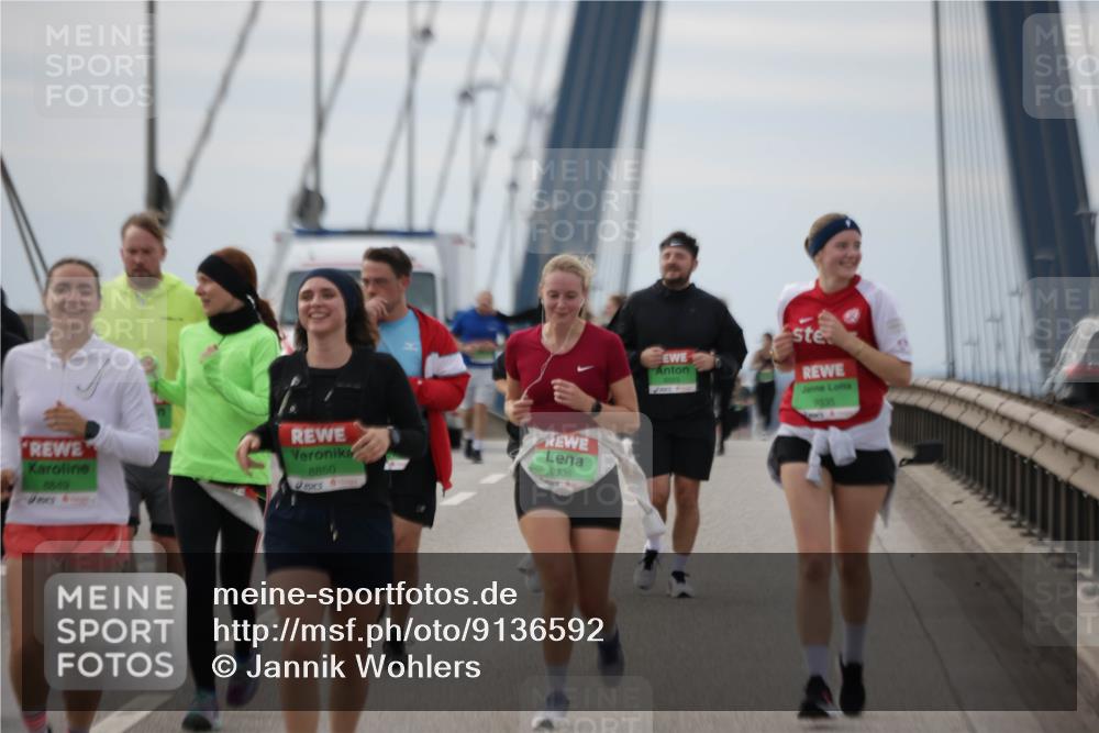 03.10.2025 - Köhlbrandbrückenlauf Jannik Wohlers http://msf.ph/oto/9136592 03.10.2025 16:07:06 Position 1 8849, 8850, 9336, 8503, 1335 meine-sportfotos.de