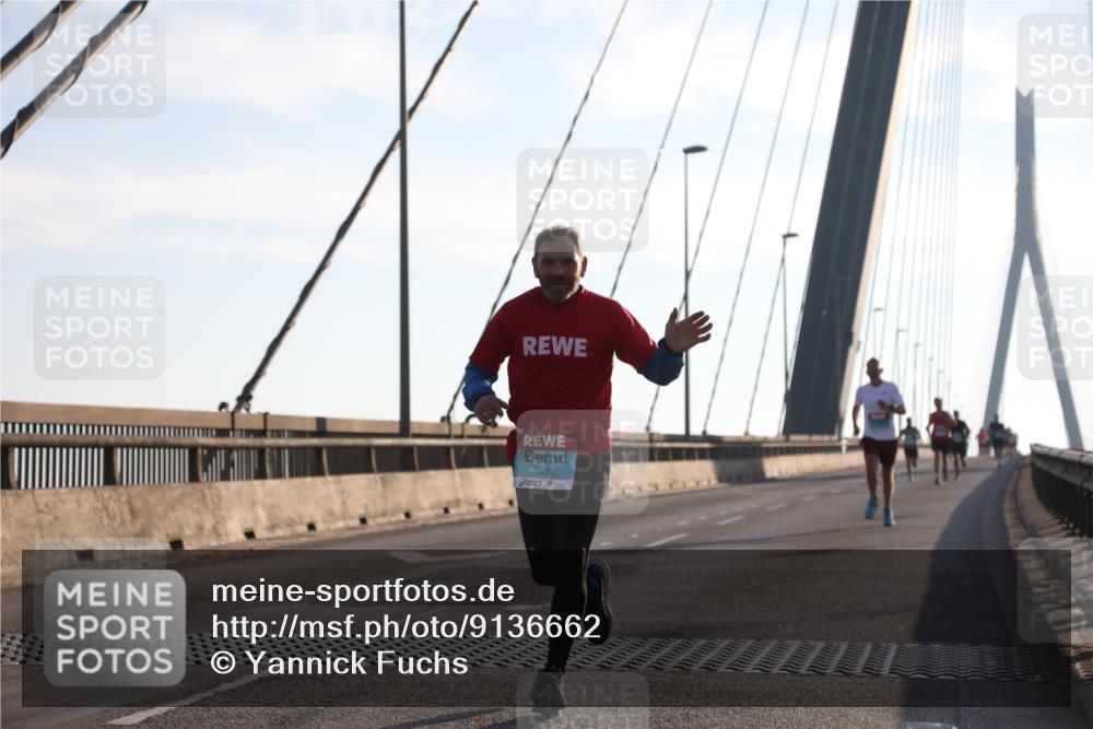 03.10.2025 - Köhlbrandbrückenlauf Yannick Fuchs http://msf.ph/oto/9136662 03.10.2025 08:20:26 Position 2 3401 meine-sportfotos.de