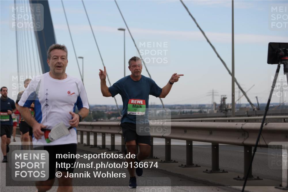 03.10.2025 - Köhlbrandbrückenlauf Jannik Wohlers http://msf.ph/oto/9136674 03.10.2025 15:24:44 Position 1 7340 meine-sportfotos.de