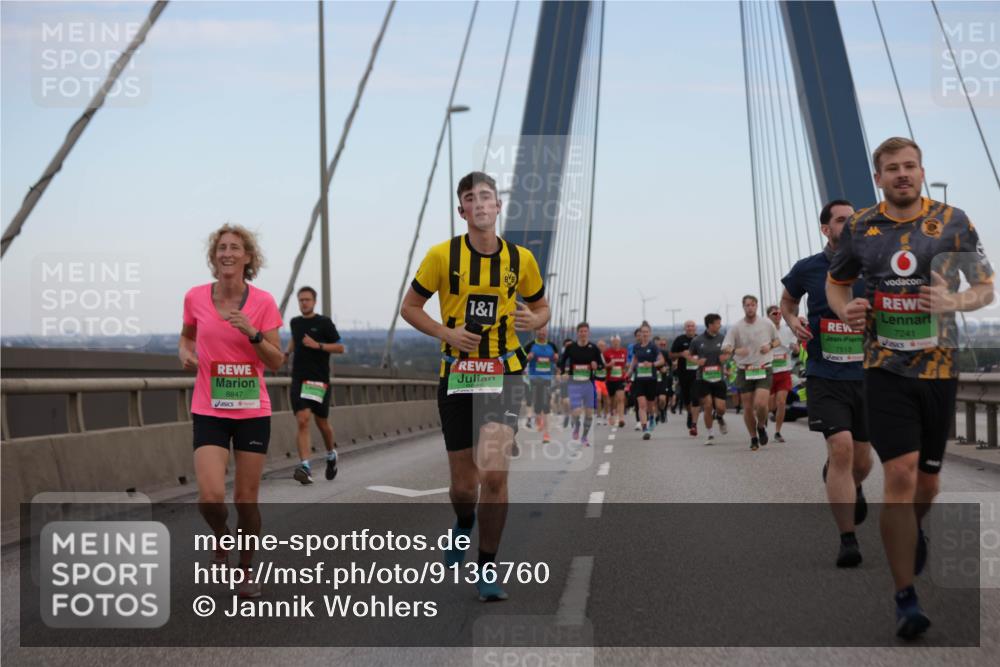 03.10.2025 - Köhlbrandbrückenlauf Jannik Wohlers http://msf.ph/oto/9136760 03.10.2025 15:24:46 Position 1 8847, 1, 1, 7513, 7241 meine-sportfotos.de