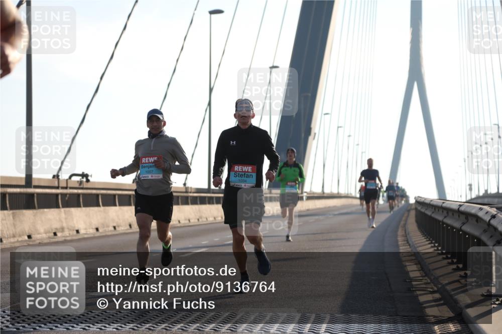 03.10.2025 - Köhlbrandbrückenlauf Yannick Fuchs http://msf.ph/oto/9136764 03.10.2025 08:20:36 Position 2 1007, 1034 meine-sportfotos.de