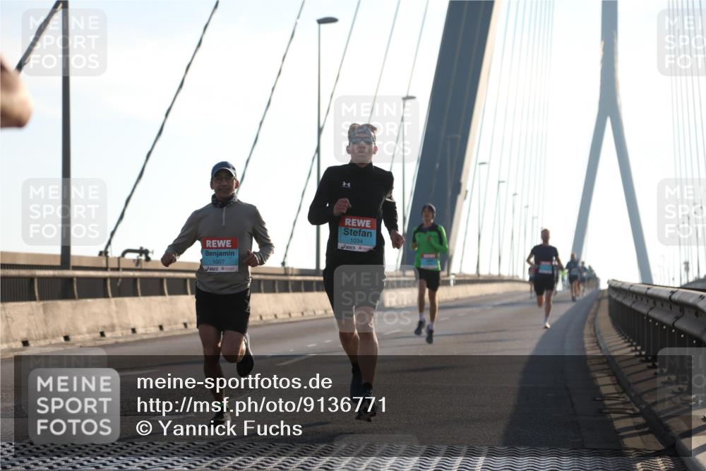 03.10.2025 - Köhlbrandbrückenlauf Yannick Fuchs http://msf.ph/oto/9136771 03.10.2025 08:20:36 Position 2 1007, 1034 meine-sportfotos.de