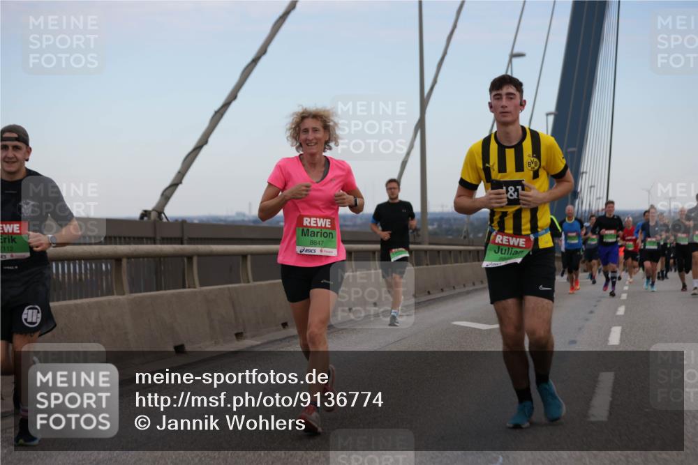 03.10.2025 - Köhlbrandbrückenlauf Jannik Wohlers http://msf.ph/oto/9136774 03.10.2025 15:24:46 Position 1 1, 7112, 8847 meine-sportfotos.de