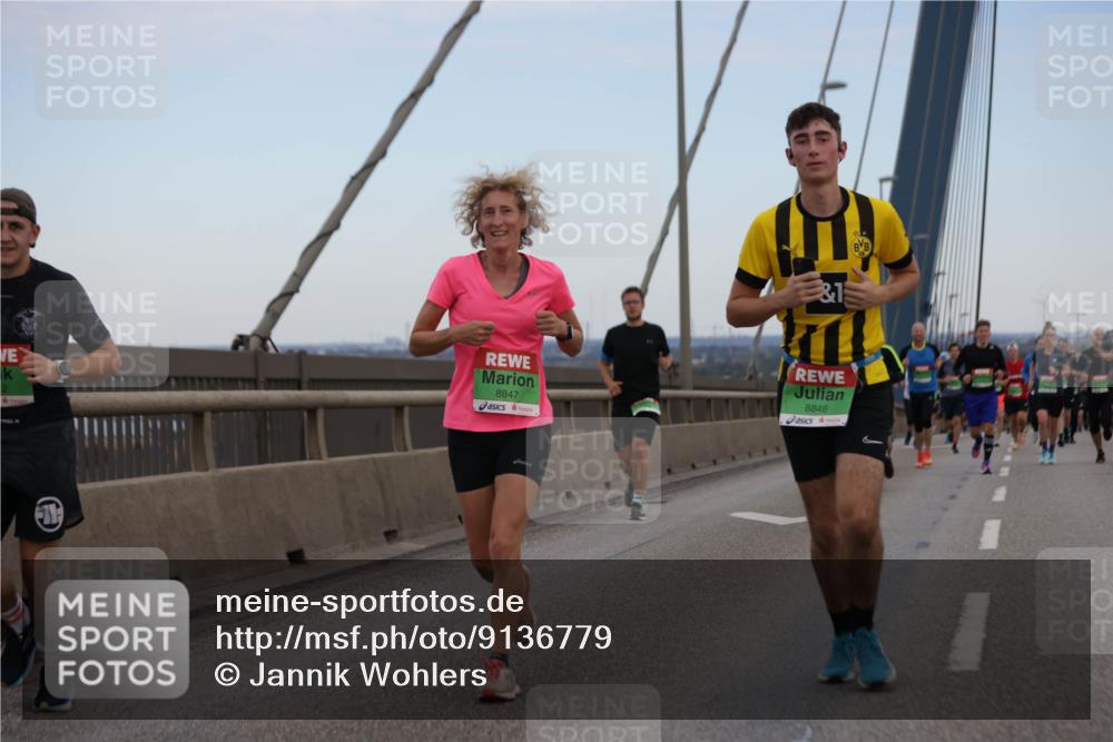 03.10.2025 - Köhlbrandbrückenlauf Jannik Wohlers http://msf.ph/oto/9136779 03.10.2025 15:24:46 Position 1 1, 8847, 8846 meine-sportfotos.de