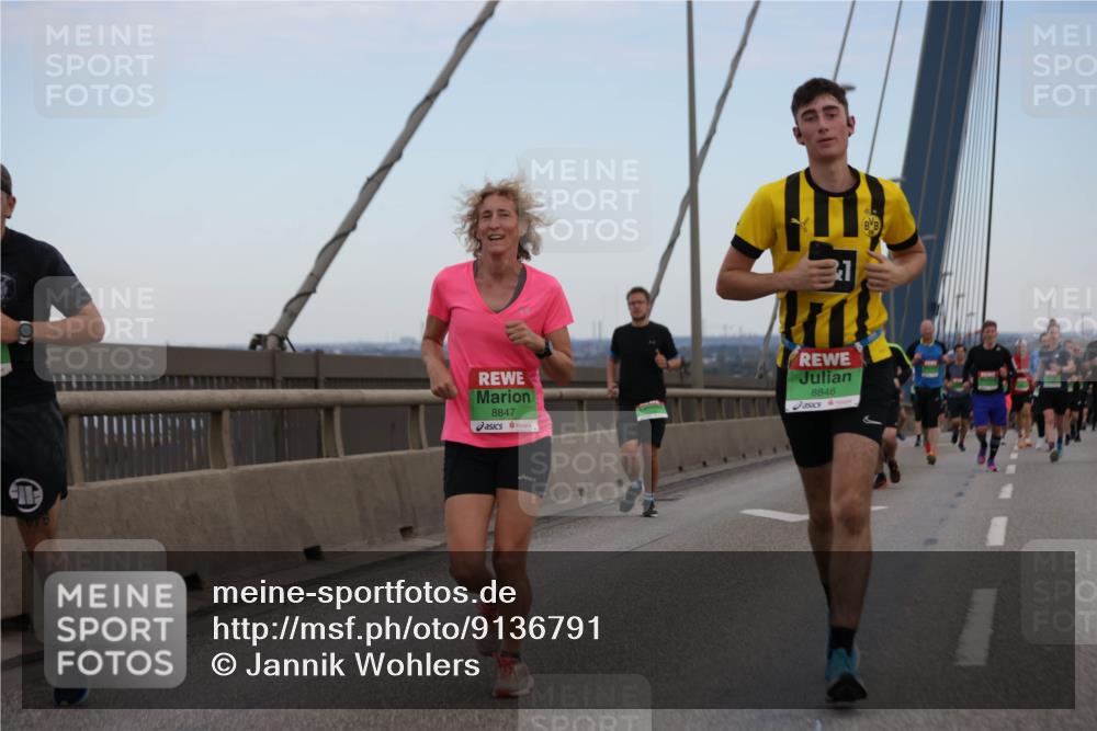 03.10.2025 - Köhlbrandbrückenlauf Jannik Wohlers http://msf.ph/oto/9136791 03.10.2025 15:24:46 Position 1 1, 8847, 8846 meine-sportfotos.de