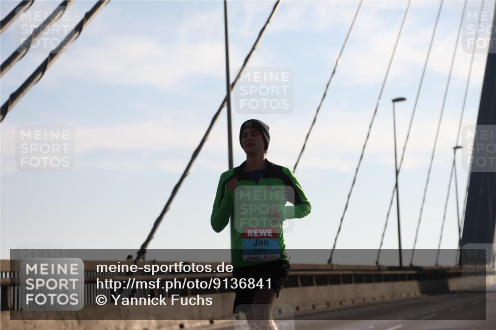 03.10.2025 - Köhlbrandbrückenlauf Yannick Fuchs http://msf.ph/oto/9136841 03.10.2025 08:20:40 Position 2 2701 meine-sportfotos.de
