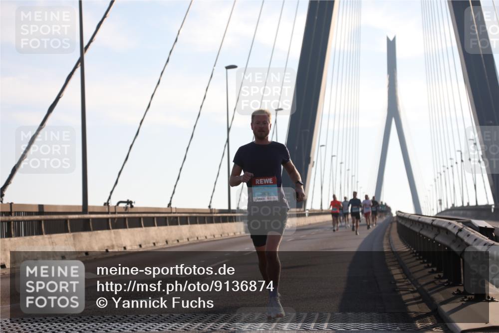 03.10.2025 - Köhlbrandbrückenlauf Yannick Fuchs http://msf.ph/oto/9136874 03.10.2025 08:20:42 Position 2 3809 meine-sportfotos.de