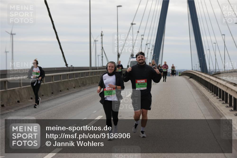 03.10.2025 - Köhlbrandbrückenlauf Jannik Wohlers http://msf.ph/oto/9136906 03.10.2025 16:07:14 Position 1 8243, 8503 meine-sportfotos.de