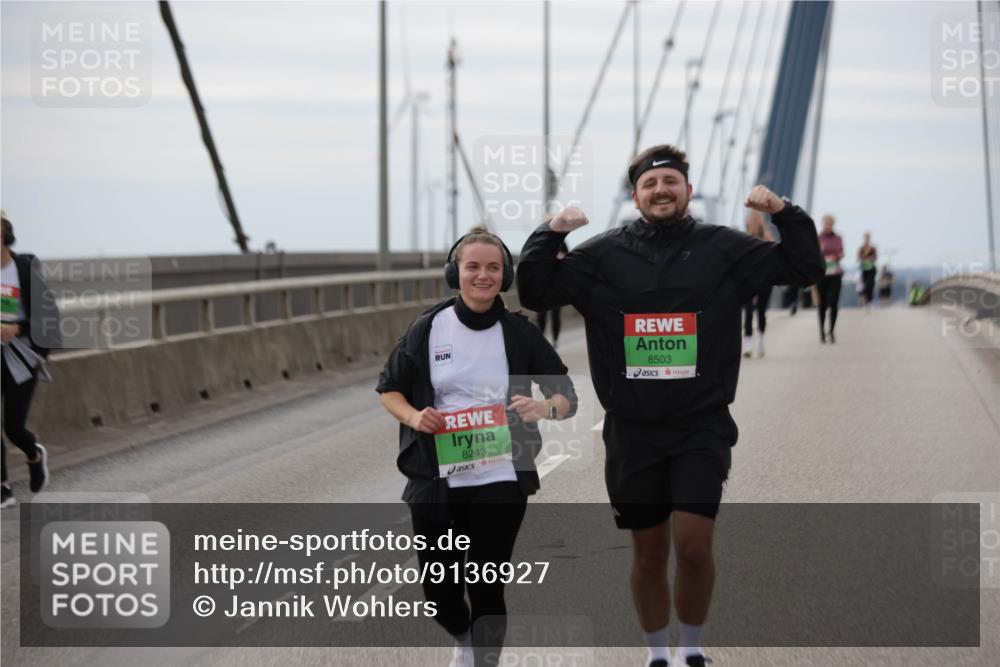 03.10.2025 - Köhlbrandbrückenlauf Jannik Wohlers http://msf.ph/oto/9136927 03.10.2025 16:07:15 Position 1 8243, 8503 meine-sportfotos.de