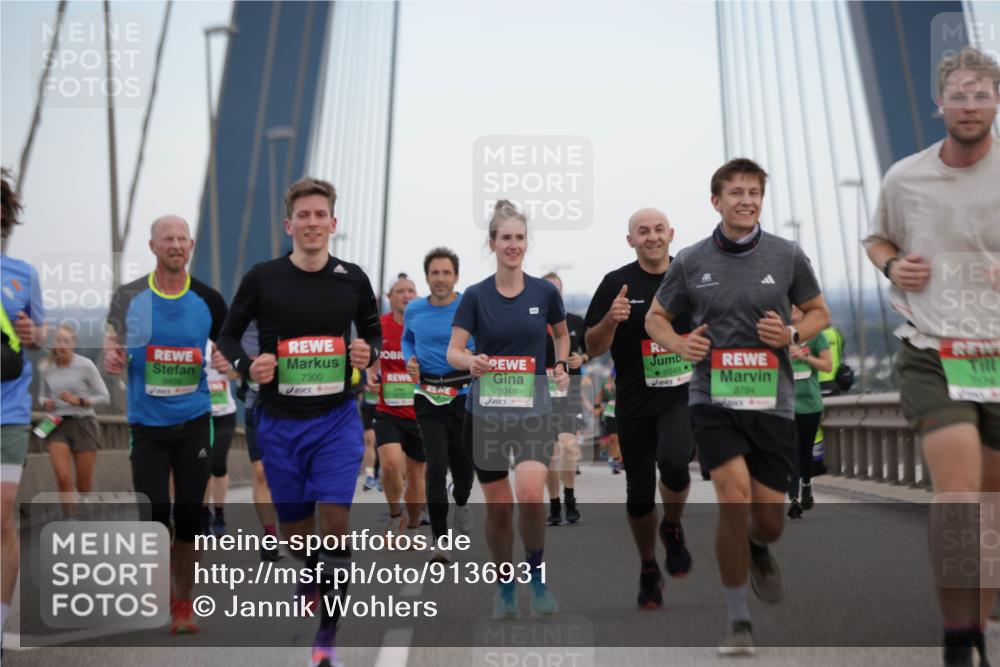 03.10.2025 - Köhlbrandbrückenlauf Jannik Wohlers http://msf.ph/oto/9136931 03.10.2025 15:24:50 Position 1 7300, 8048, 8049, 8784 meine-sportfotos.de
