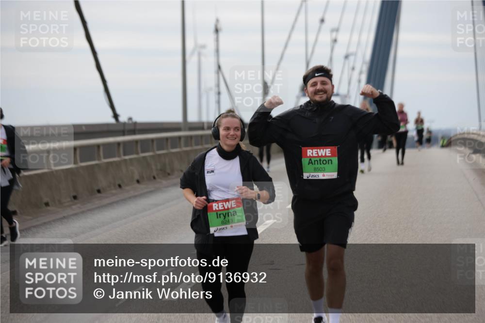 03.10.2025 - Köhlbrandbrückenlauf Jannik Wohlers http://msf.ph/oto/9136932 03.10.2025 16:07:15 Position 1 8243, 8503 meine-sportfotos.de