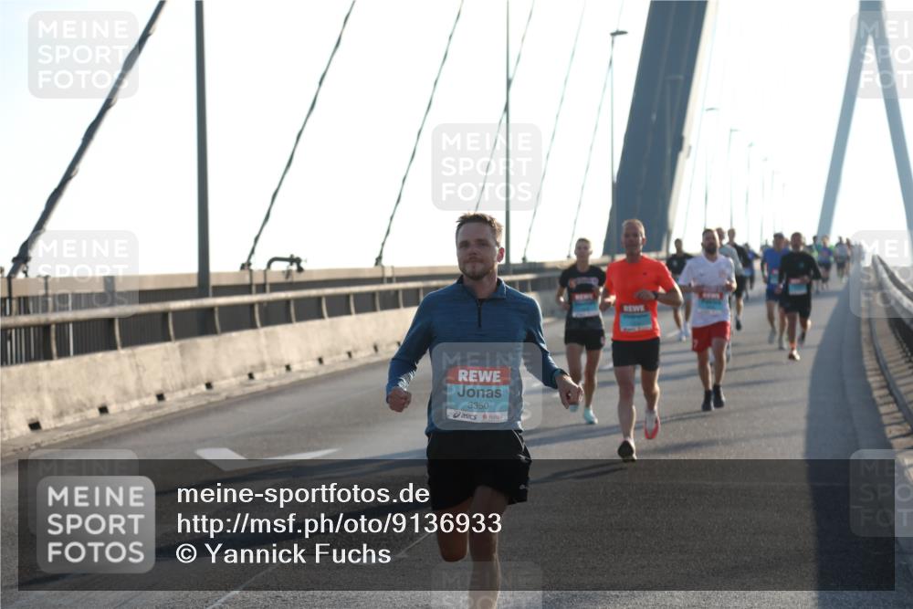 03.10.2025 - Köhlbrandbrückenlauf Yannick Fuchs http://msf.ph/oto/9136933 03.10.2025 08:20:50 Position 2 3350 meine-sportfotos.de
