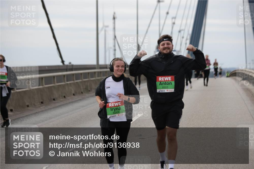 03.10.2025 - Köhlbrandbrückenlauf Jannik Wohlers http://msf.ph/oto/9136938 03.10.2025 16:07:15 Position 1 8243, 8503 meine-sportfotos.de