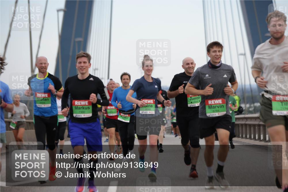03.10.2025 - Köhlbrandbrückenlauf Jannik Wohlers http://msf.ph/oto/9136949 03.10.2025 15:24:50 Position 1 9409, 7300, 8049, 8048, 8784 meine-sportfotos.de