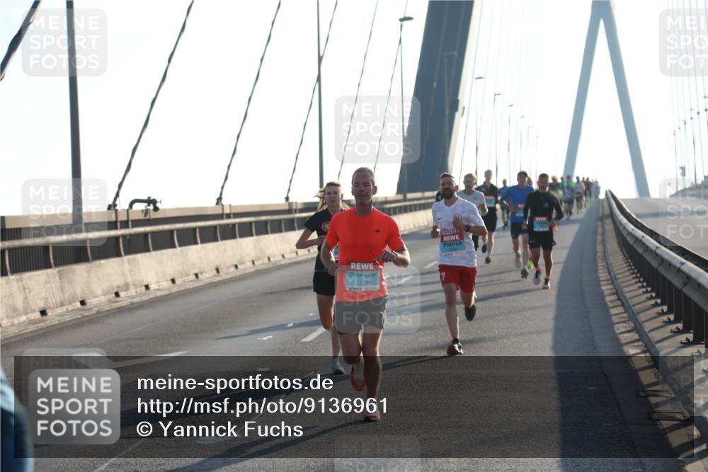 03.10.2025 - Köhlbrandbrückenlauf Yannick Fuchs http://msf.ph/oto/9136961 03.10.2025 08:20:51 Position 2 1012 meine-sportfotos.de