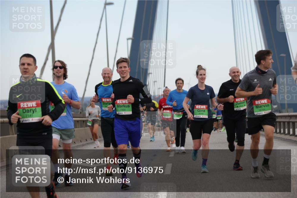03.10.2025 - Köhlbrandbrückenlauf Jannik Wohlers http://msf.ph/oto/9136975 03.10.2025 15:24:51 Position 1 7141, 7300, 8048, 8049, 8784 meine-sportfotos.de