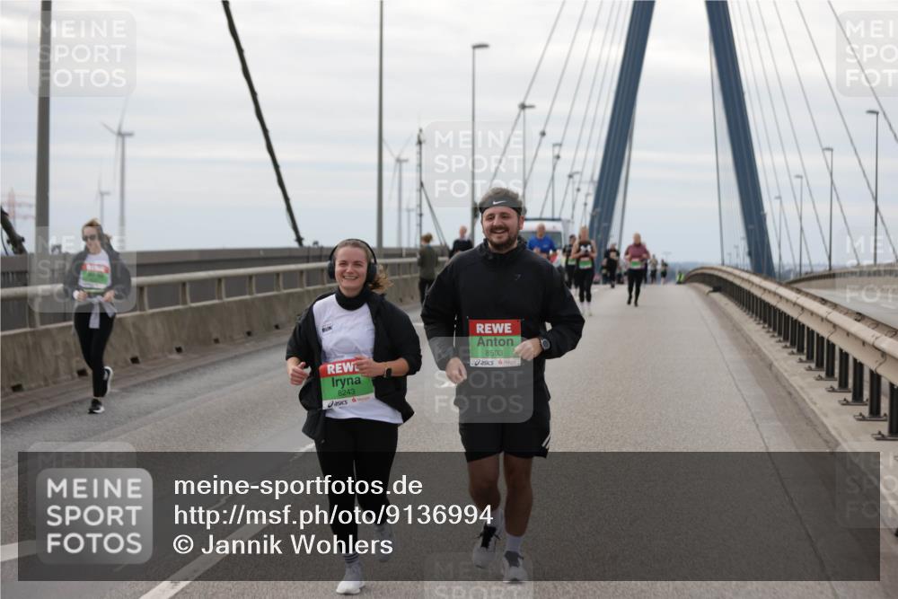 03.10.2025 - Köhlbrandbrückenlauf Jannik Wohlers http://msf.ph/oto/9136994 03.10.2025 16:07:16 Position 1 8243, 8503 meine-sportfotos.de
