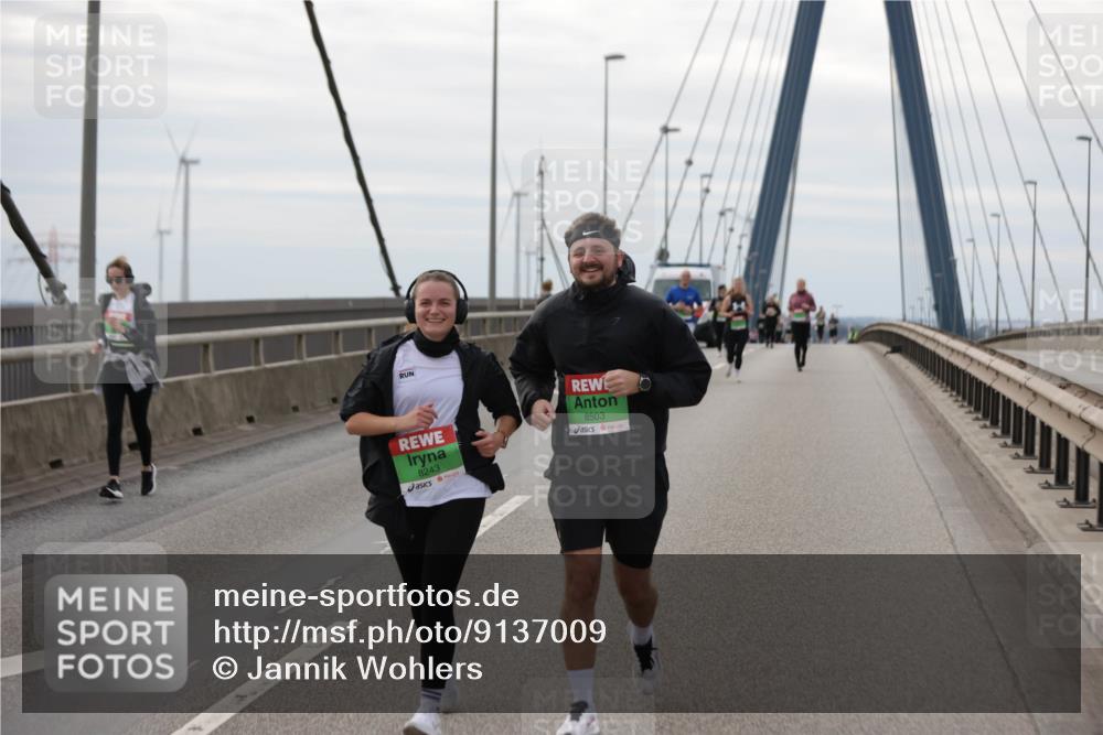 03.10.2025 - Köhlbrandbrückenlauf Jannik Wohlers http://msf.ph/oto/9137009 03.10.2025 16:07:16 Position 1 8243, 8503 meine-sportfotos.de