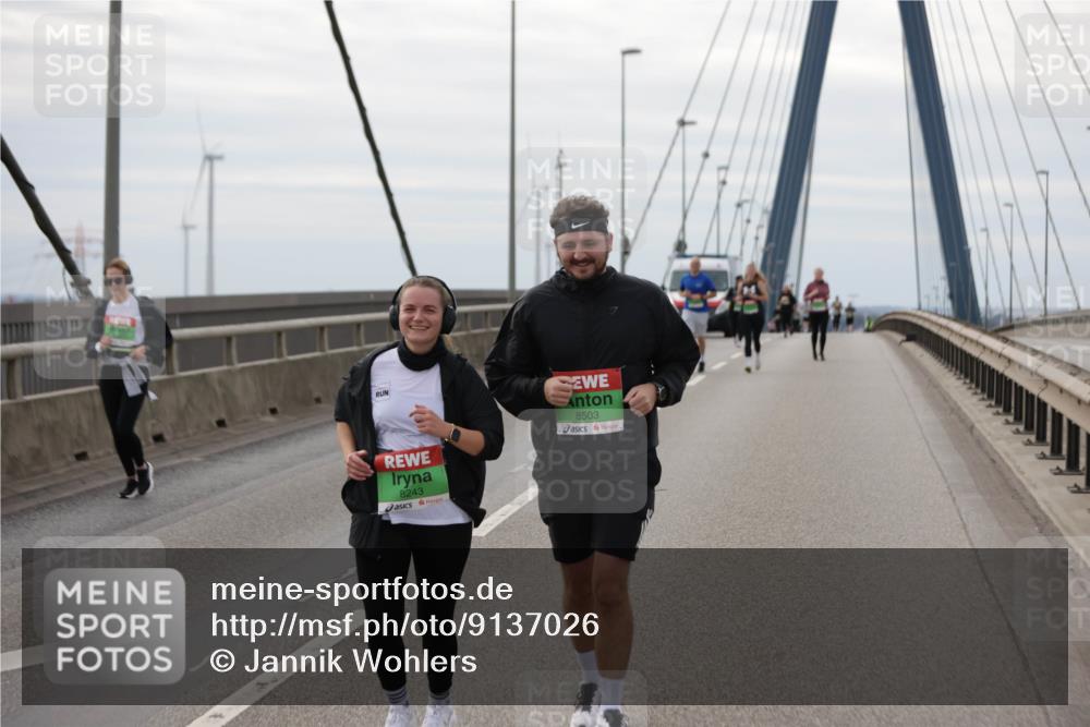 03.10.2025 - Köhlbrandbrückenlauf Jannik Wohlers http://msf.ph/oto/9137026 03.10.2025 16:07:16 Position 1 8243, 8503 meine-sportfotos.de
