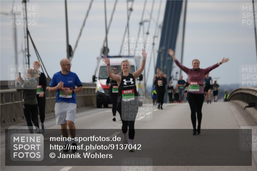 03.10.2025 - Köhlbrandbrückenlauf Jannik Wohlers http://msf.ph/oto/9137042 03.10.2025 16:07:20 Position 1 1677, 8186 meine-sportfotos.de