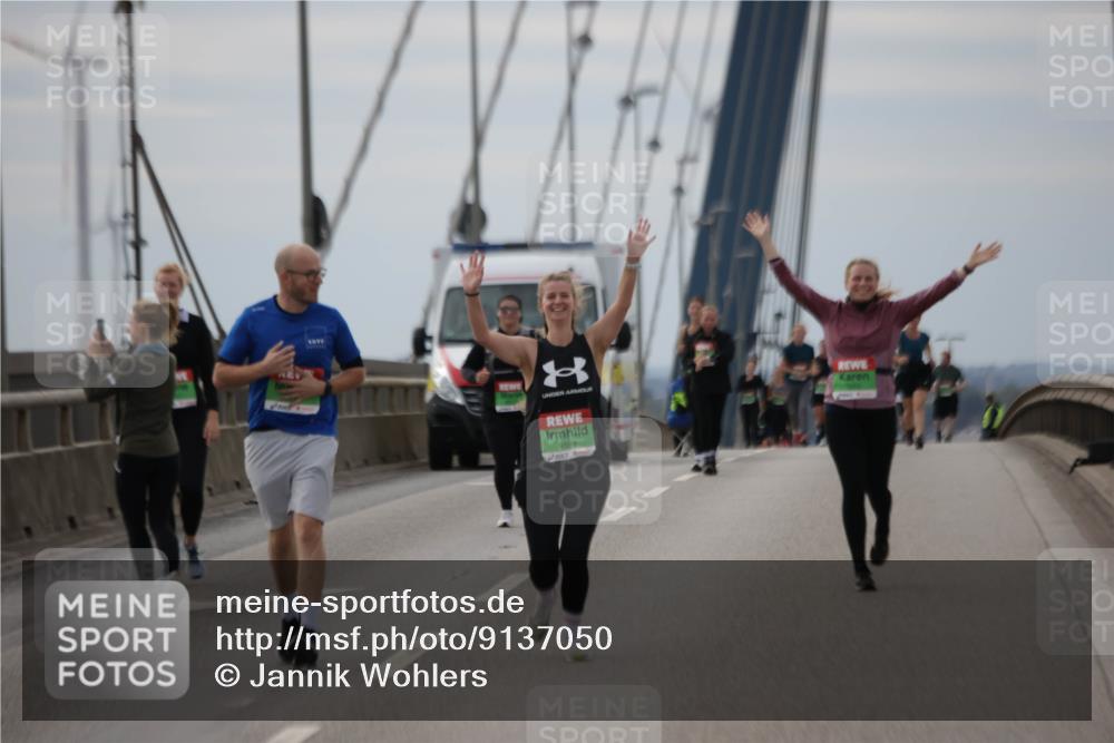 03.10.2025 - Köhlbrandbrückenlauf Jannik Wohlers http://msf.ph/oto/9137050 03.10.2025 16:07:20 Position 1 1677, 8186 meine-sportfotos.de