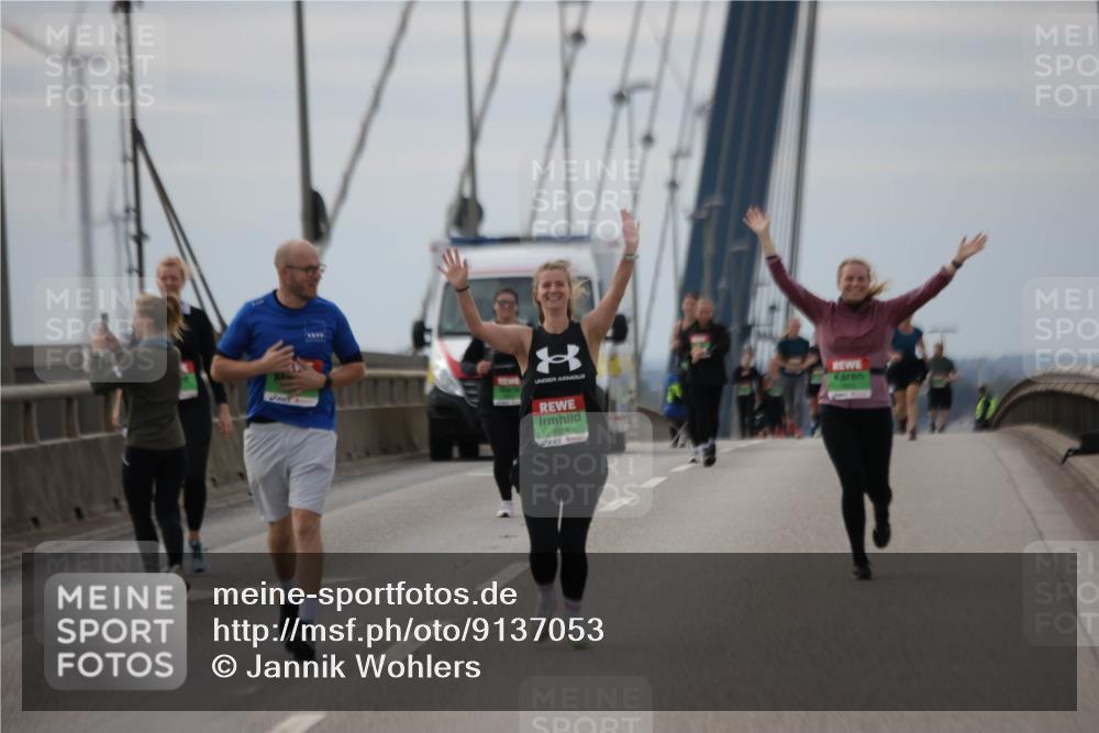 03.10.2025 - Köhlbrandbrückenlauf Jannik Wohlers http://msf.ph/oto/9137053 03.10.2025 16:07:20 Position 1 8186 meine-sportfotos.de