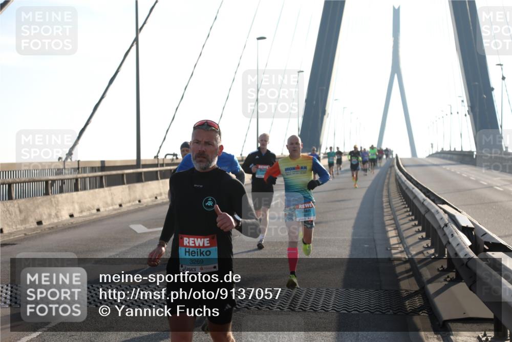 03.10.2025 - Köhlbrandbrückenlauf Yannick Fuchs http://msf.ph/oto/9137057 03.10.2025 08:20:57 Position 2 3269 meine-sportfotos.de