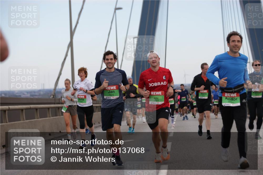 03.10.2025 - Köhlbrandbrückenlauf Jannik Wohlers http://msf.ph/oto/9137068 03.10.2025 15:24:55 Position 1 7923, 7448, 414, 9670, 9566 meine-sportfotos.de
