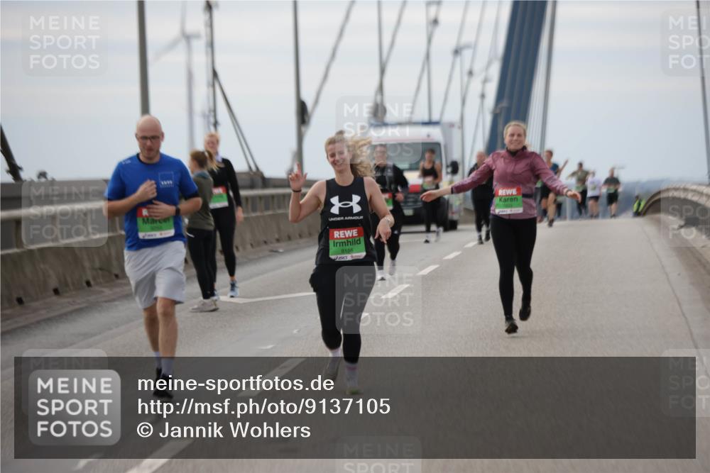 03.10.2025 - Köhlbrandbrückenlauf Jannik Wohlers http://msf.ph/oto/9137105 03.10.2025 16:07:23 Position 1 8186 meine-sportfotos.de