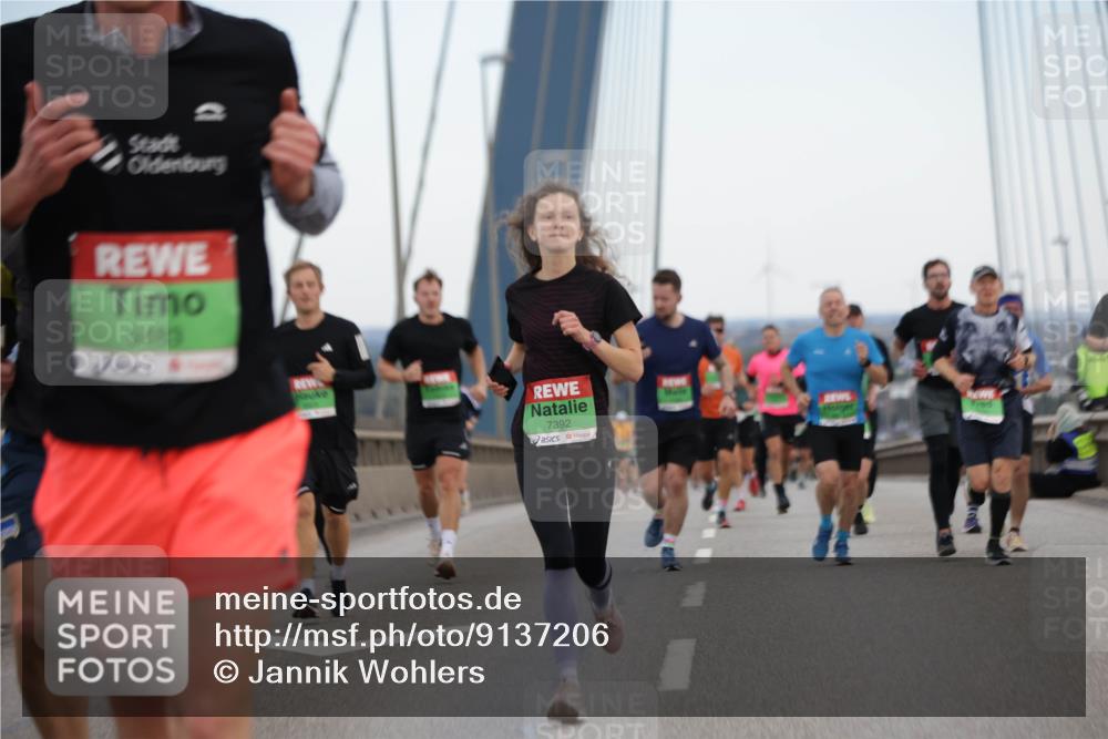 03.10.2025 - Köhlbrandbrückenlauf Jannik Wohlers http://msf.ph/oto/9137206 03.10.2025 15:24:59 Position 1 9483, 7392 meine-sportfotos.de
