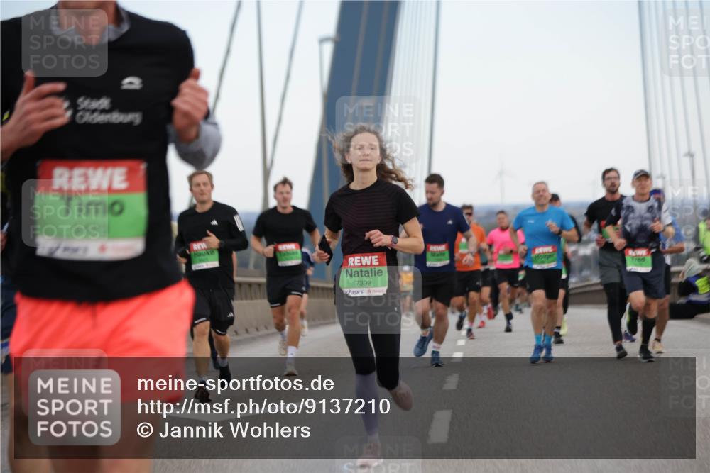 03.10.2025 - Köhlbrandbrückenlauf Jannik Wohlers http://msf.ph/oto/9137210 03.10.2025 15:24:59 Position 1 6643, 7392 meine-sportfotos.de