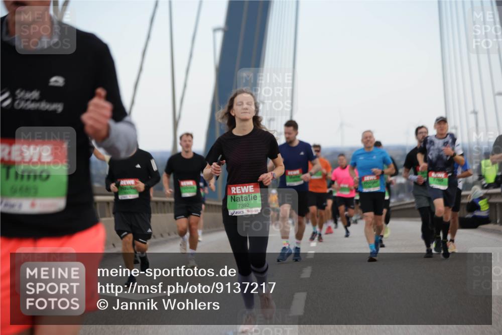 03.10.2025 - Köhlbrandbrückenlauf Jannik Wohlers http://msf.ph/oto/9137217 03.10.2025 15:24:59 Position 1 6689, 7392 meine-sportfotos.de