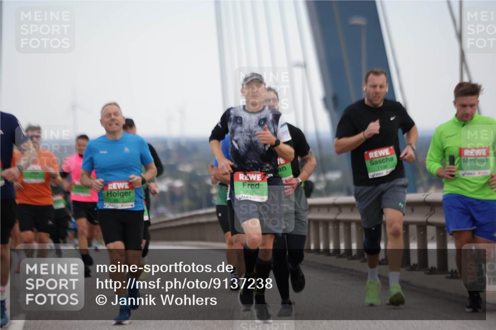 03.10.2025 - Köhlbrandbrückenlauf Jannik Wohlers http://msf.ph/oto/9137238 03.10.2025 15:25:00 Position 1 7805, 7196, 7226 meine-sportfotos.de