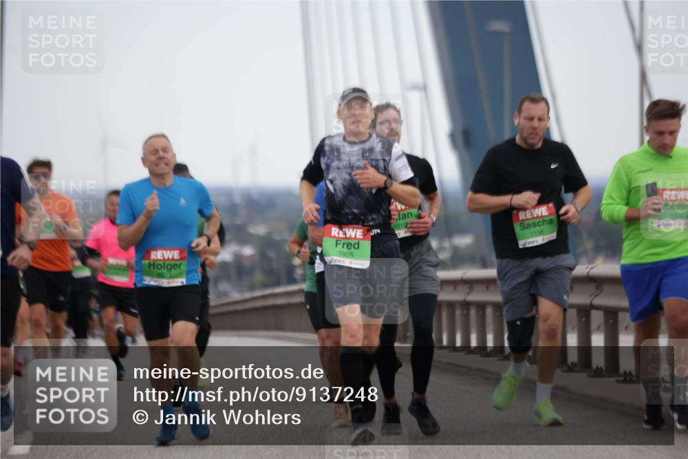 03.10.2025 - Köhlbrandbrückenlauf Jannik Wohlers http://msf.ph/oto/9137248 03.10.2025 15:25:01 Position 1 8813, 7805, 9010, 7226, 7196 meine-sportfotos.de