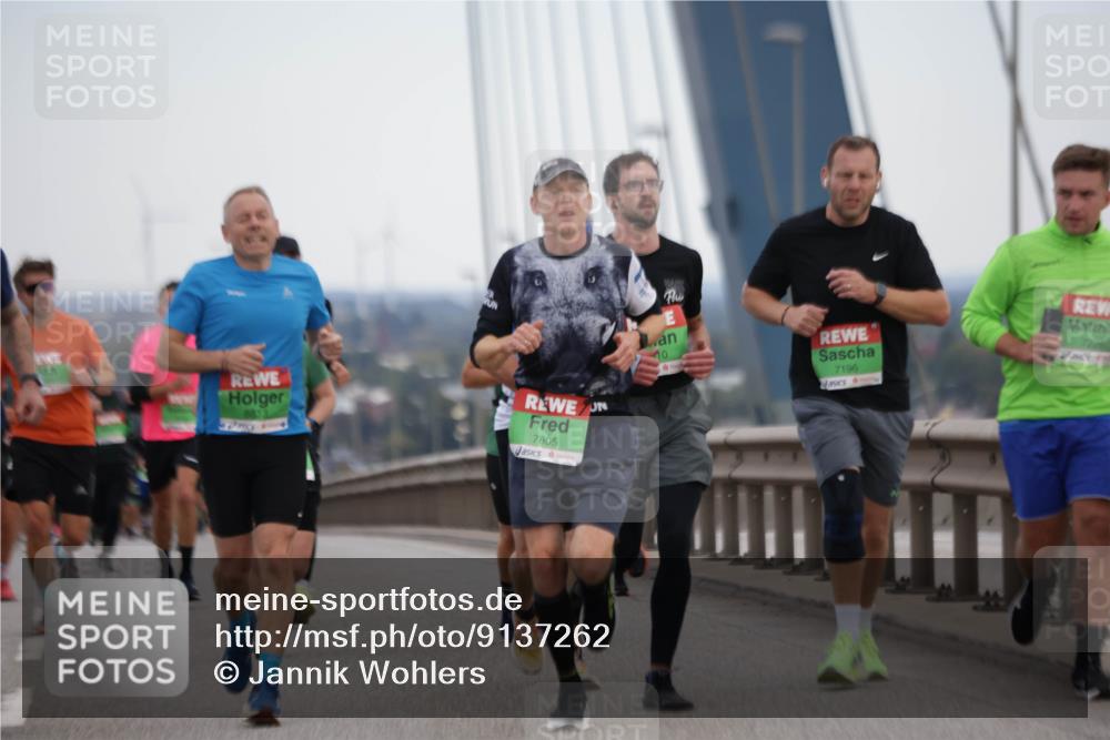 03.10.2025 - Köhlbrandbrückenlauf Jannik Wohlers http://msf.ph/oto/9137262 03.10.2025 15:25:01 Position 1 8813, 7805, 110, 7196, 7226 meine-sportfotos.de