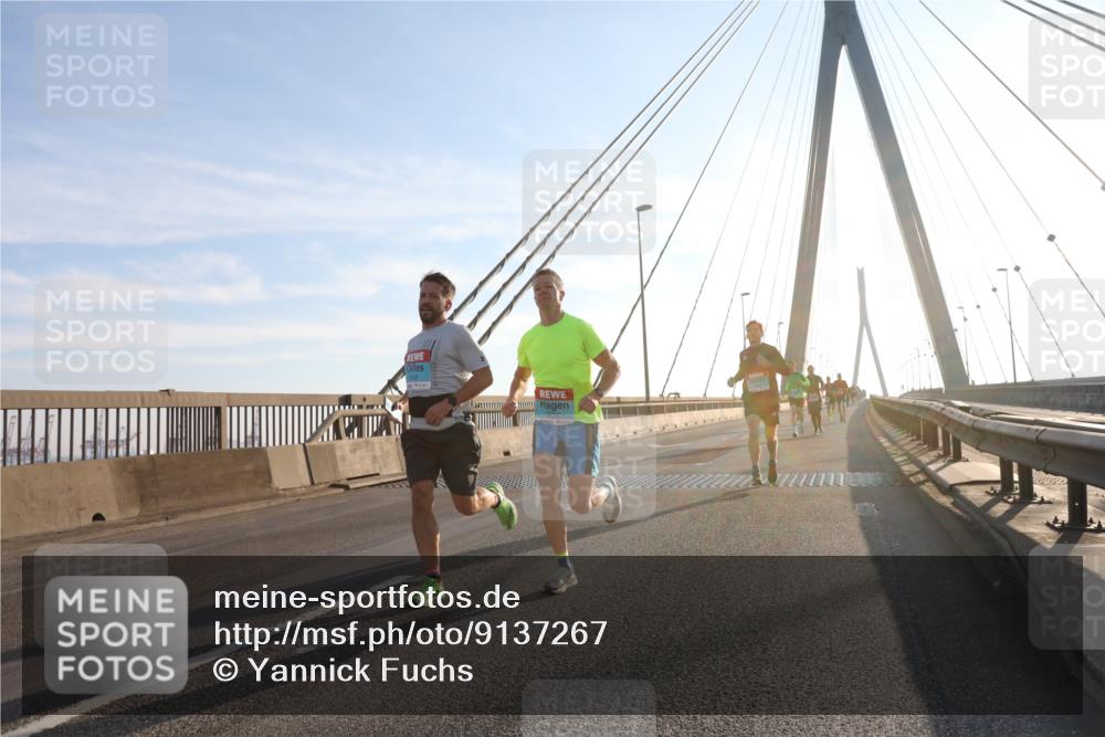 03.10.2025 - Köhlbrandbrückenlauf Yannick Fuchs http://msf.ph/oto/9137267 03.10.2025 08:21:11 Position 2  meine-sportfotos.de
